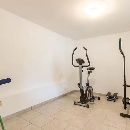 Amazing In With 5 Bedrooms, Wifi&outdoor Swimming Pool * Pula